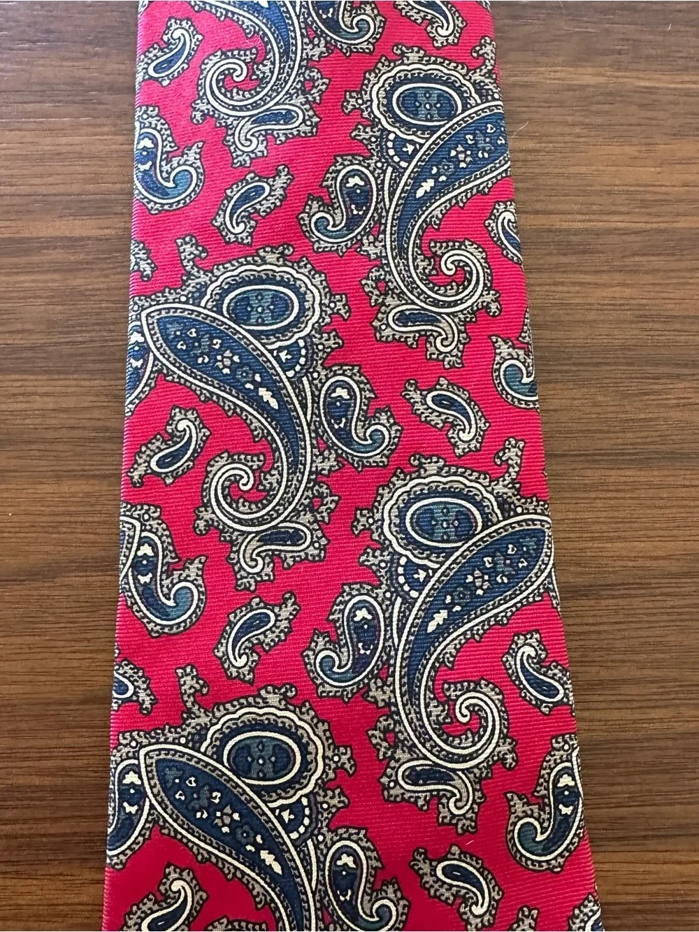 Christian Dior Pink-Red Paisley Silk Tie with Navy Accents